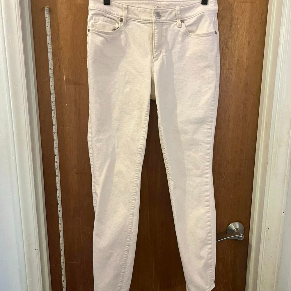 🐻Size 6 - Loft - Soft White Jean Like Pants - W31"/L30"